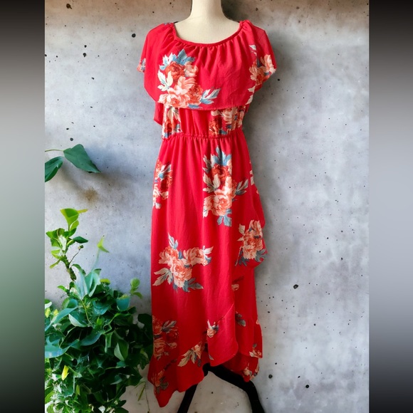 Mimi Chica Off the Shoulder Maxi Dress By Nordstrom
Size XL - Picture 10 of 12